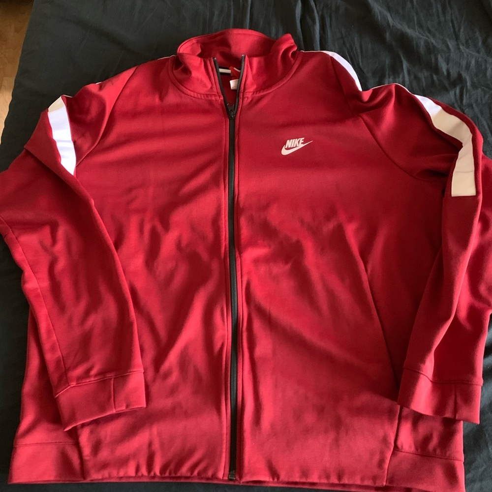Men’s Nike track jacket